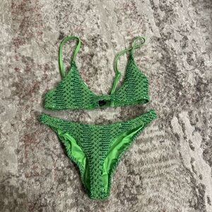 Green Triangl Crochet Bikini set
Top- S
Bottom- S